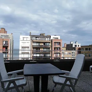 https://dakstudio-met-reuze-zonneterras.ostend-hotel.net